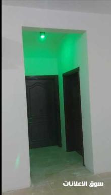 شقة عائلية معيذر الجنوبي غرفتين وصالة